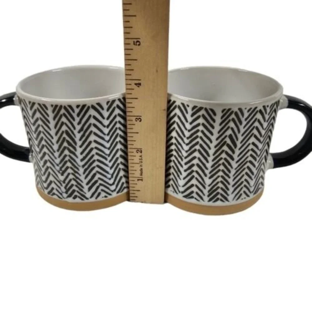 (2) Southwestern Coffee Mugs Black‎ White Chavron Tuscan Villa